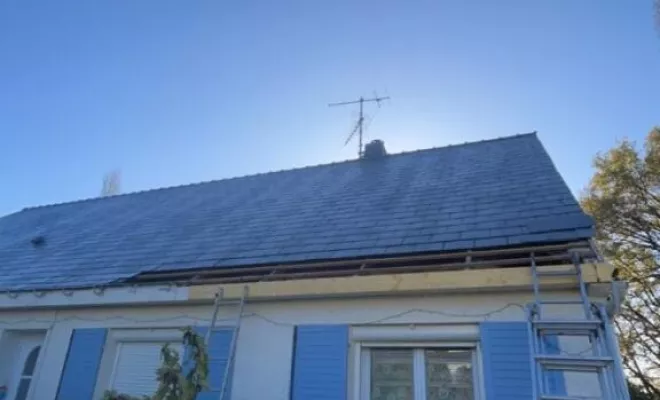 Changement de gouttières et d'ardoise sur une toiture à Treillières, Nantes, France Toiture