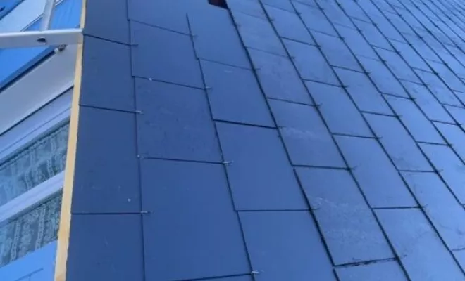 Changement de gouttières et d'ardoise sur une toiture à Treillières, Nantes, France Toiture